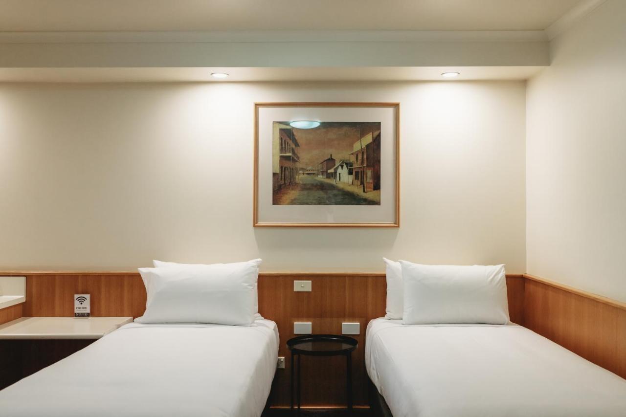 Echuca Nirebo Motel Buitenkant foto