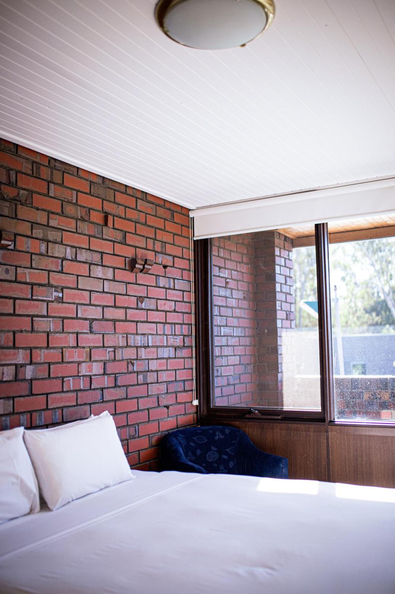 Echuca Nirebo Motel Buitenkant foto